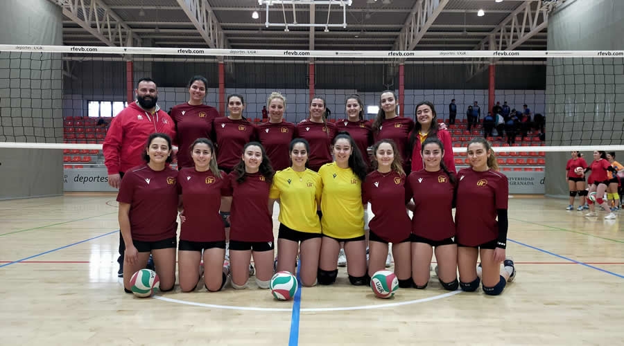 Los equipos femeninos de Fútbol 11 y Voleibol pasan de ronda en los CAU 2023