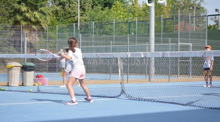 Celebra el Día Internacional del Tenis en nuestras instalaciones